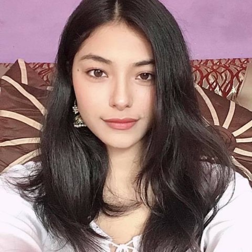 Meet your Posher, Pooja